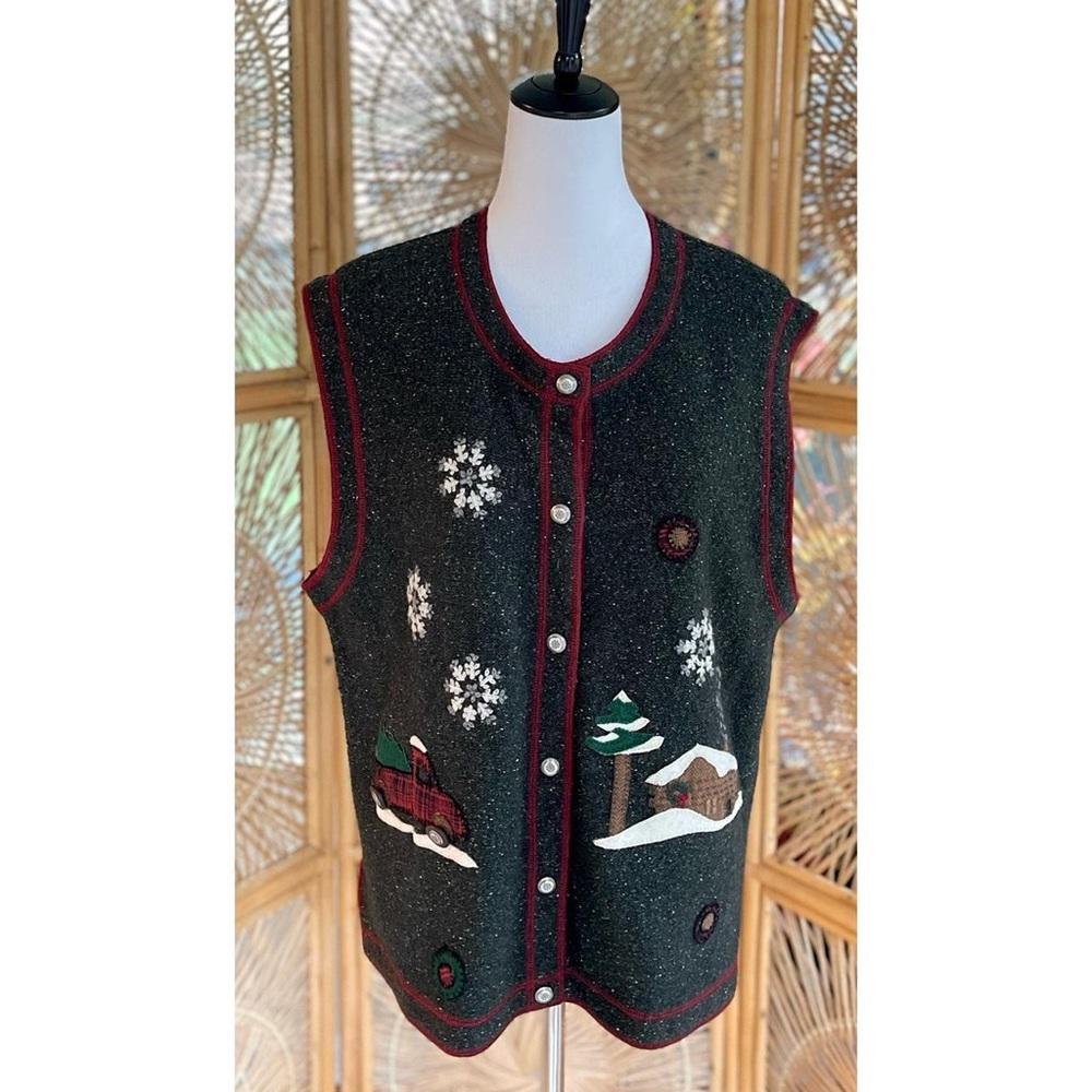 Vintage Woolrich Lambswool Silk Knit Christmas Scene Embroidered Sweater Vest XL - Picture 2 of 7
